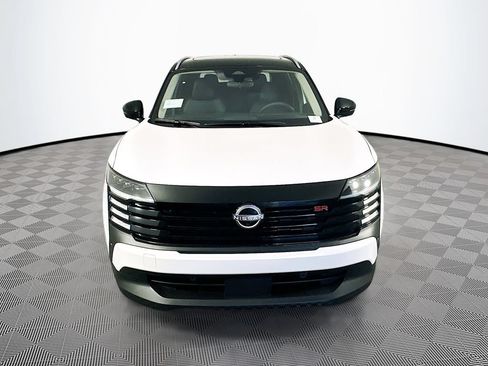 New 2026 Nissan Kicks SR w/ SR Premium Package FWD image 4