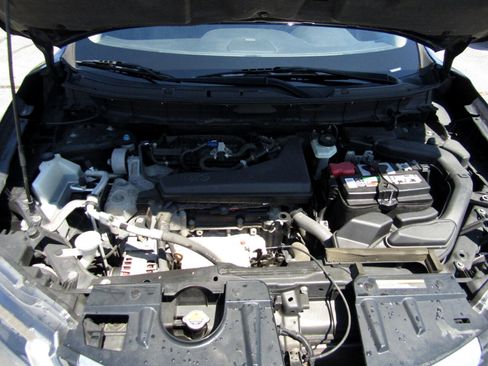 Used 2020 Nissan Rogue SL image 31