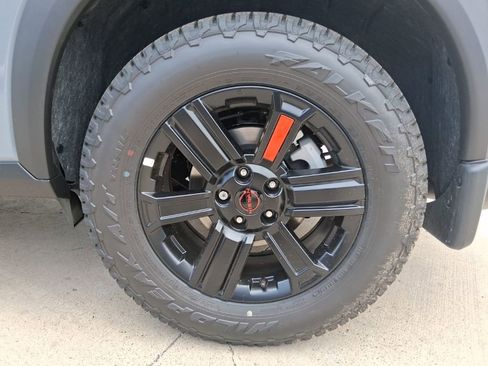 New 2026 Nissan Rogue SV AWD/4WD image 33