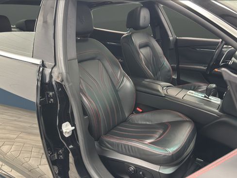 Used 2015 Maserati Quattroporte GTS RWD image 24