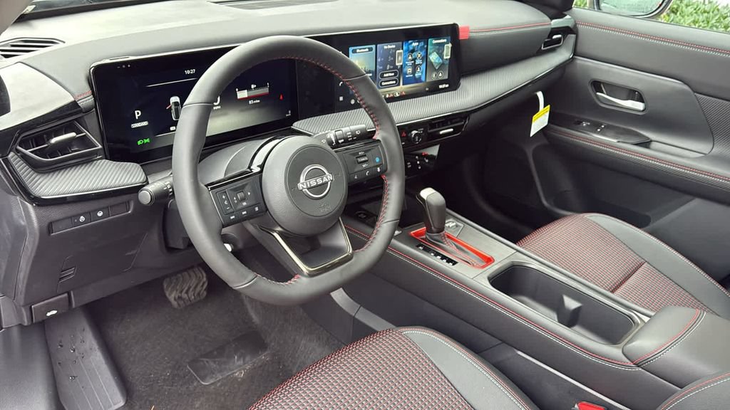 Certified 2026 Nissan Kicks SR w/ SR Premium Package AWD/4WD image 15