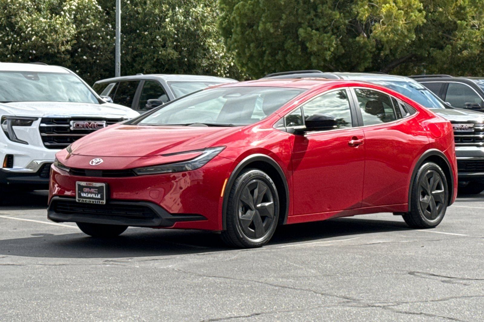 Used 2025 Toyota Prius LE FWD image 9