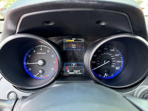 Used 2018 Subaru Outback 3.6R Limited AWD/4WD image 15