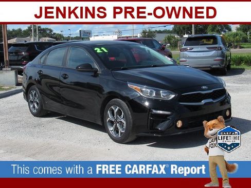 Used 2021 Kia Forte LXS image 1