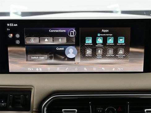 Used 2025 Nissan Armada Platinum Reserve image 13