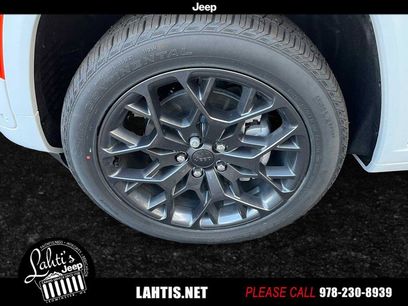 New 2023 Jeep Grand Cherokee Summit w/ Advanced Protech Group IV