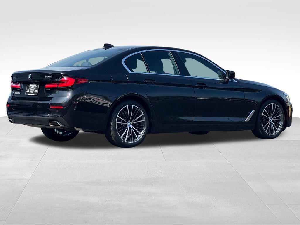 Used 2023 BMW 530i xDrive w/ Convenience Package AWD/4WD image 7