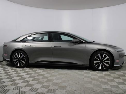 Used 2024 Lucid Air Pure image 43