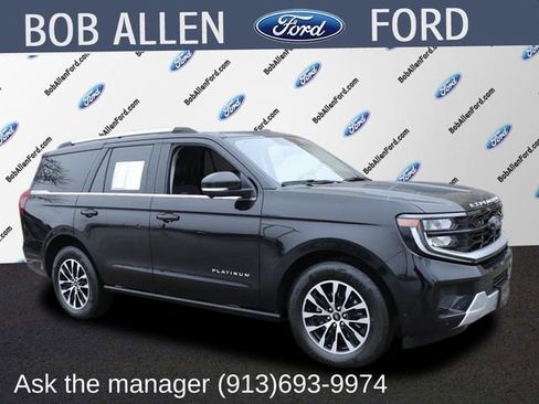 Used 2025 Ford Expedition Platinum image 1