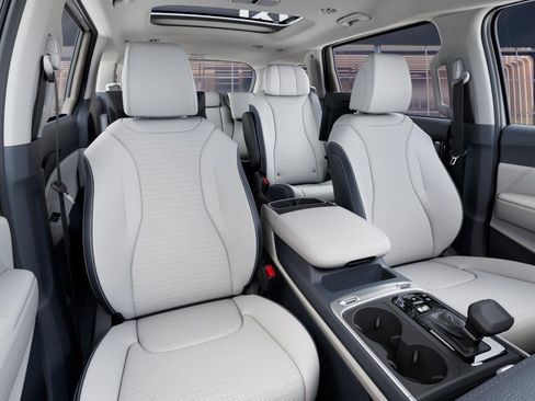 New 2026 Kia Carnival SX Prestige FWD image 15