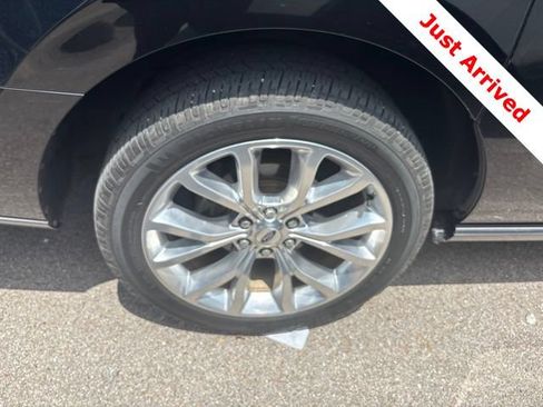 Used 2018 Ford Expedition Max Limited w/ Equipment Group 302A RWD image 14
