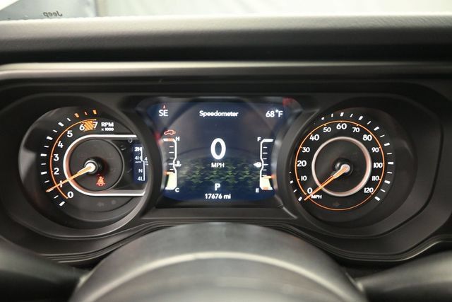 Used 2024 Jeep Wrangler Unlimited Rubicon AWD/4WD image 12