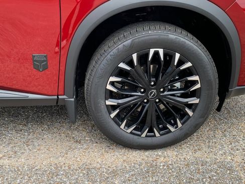 New 2026 Nissan Rogue Dark Armor FWD image 7