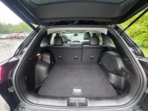 Used 2021 Jeep Cherokee Limited AWD/4WD image 10