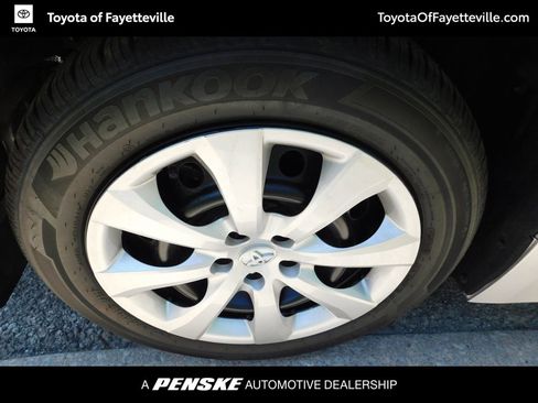 Used 2025 Toyota Corolla LE image 7