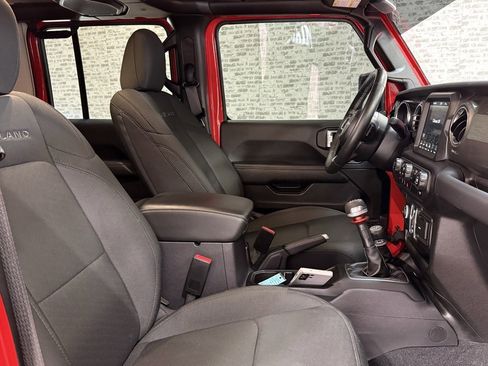 Used 2022 Jeep Gladiator Overland image 22