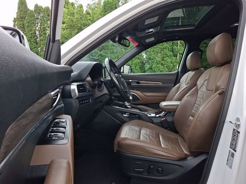 Used 2021 Kia Telluride SX w/ SX Prestige Package AWD/4WD image 17