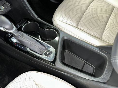 Certified 2023 Buick Encore GX Essence w/ Experience Buick Package image 15