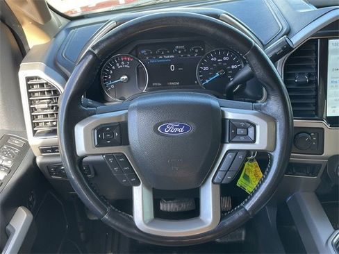 Used 2022 Ford F250 Lariat w/ Lariat Value Package image 11
