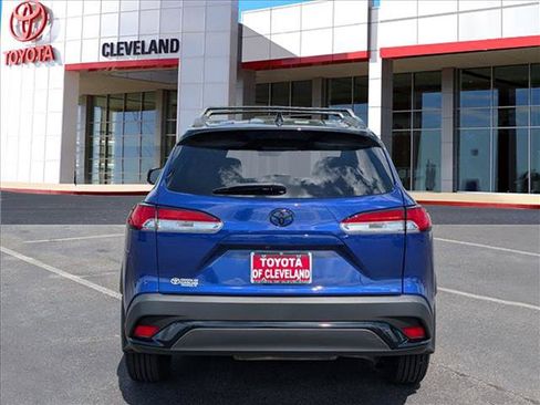 Used 2025 Toyota Corolla Cross AWD Hybrid image 6