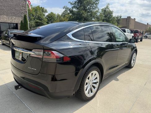 Used 2020 Tesla Model X Long Range AWD/4WD image 4