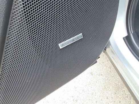 Used 2022 Subaru Forester Touring w/ Popular Package #2 image 18