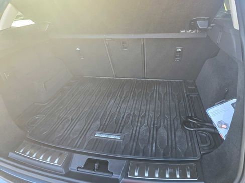 Certified 2025 Land Rover Range Rover Evoque Dynamic SE image 17