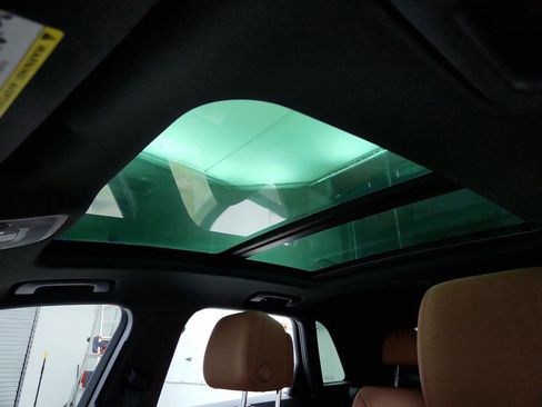 Used 2021 Audi Q3 2.0T Premium Plus w/ Premium Plus Package image 15