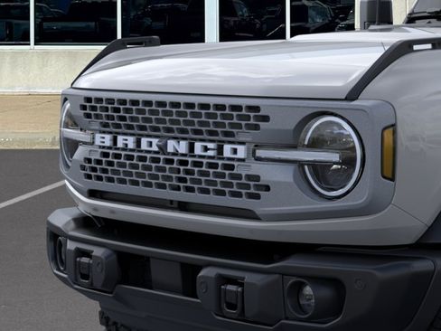 New 2026 Ford Bronco Badlands AWD/4WD image 44