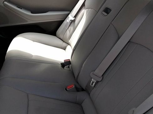 Used 2019 Genesis G80 3.8 AWD/4WD image 9