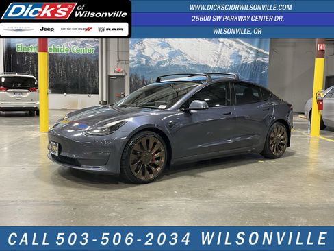 Used 2022 Tesla Model 3 Performance image 1