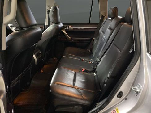 Used 2018 Lexus GX 460 Luxury image 21
