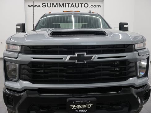 Used 2024 Chevrolet Silverado 2500 Custom w/ Custom Value Package image 19