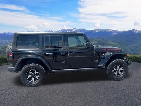 Used 2018 Jeep Wrangler Unlimited Rubicon w/ LED Lighting Group AWD/4WD image 7