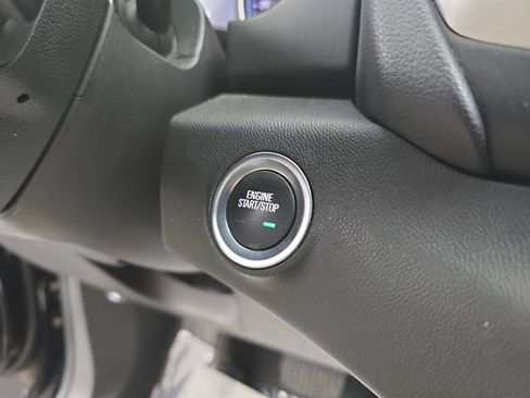 Used 2024 GMC Terrain SLT image 38