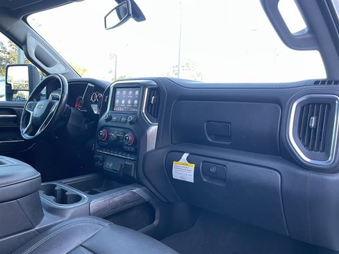 Used 2020 Chevrolet Silverado 2500 LTZ w/ LTZ Texas Edition image 14