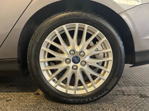 Used 2012 Ford Focus SEL FWD image 34