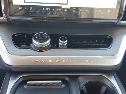 New 2026 Ford Expedition Platinum w/ Driver's Package image 29