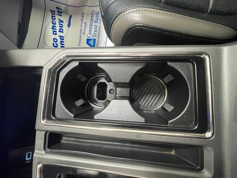 Used 2018 Ford F150 Raptor w/ Equipment Group 802A Luxury AWD/4WD image 24