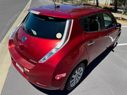 Used 2013 Nissan Leaf S w/ Charger Pkg FWD image 22