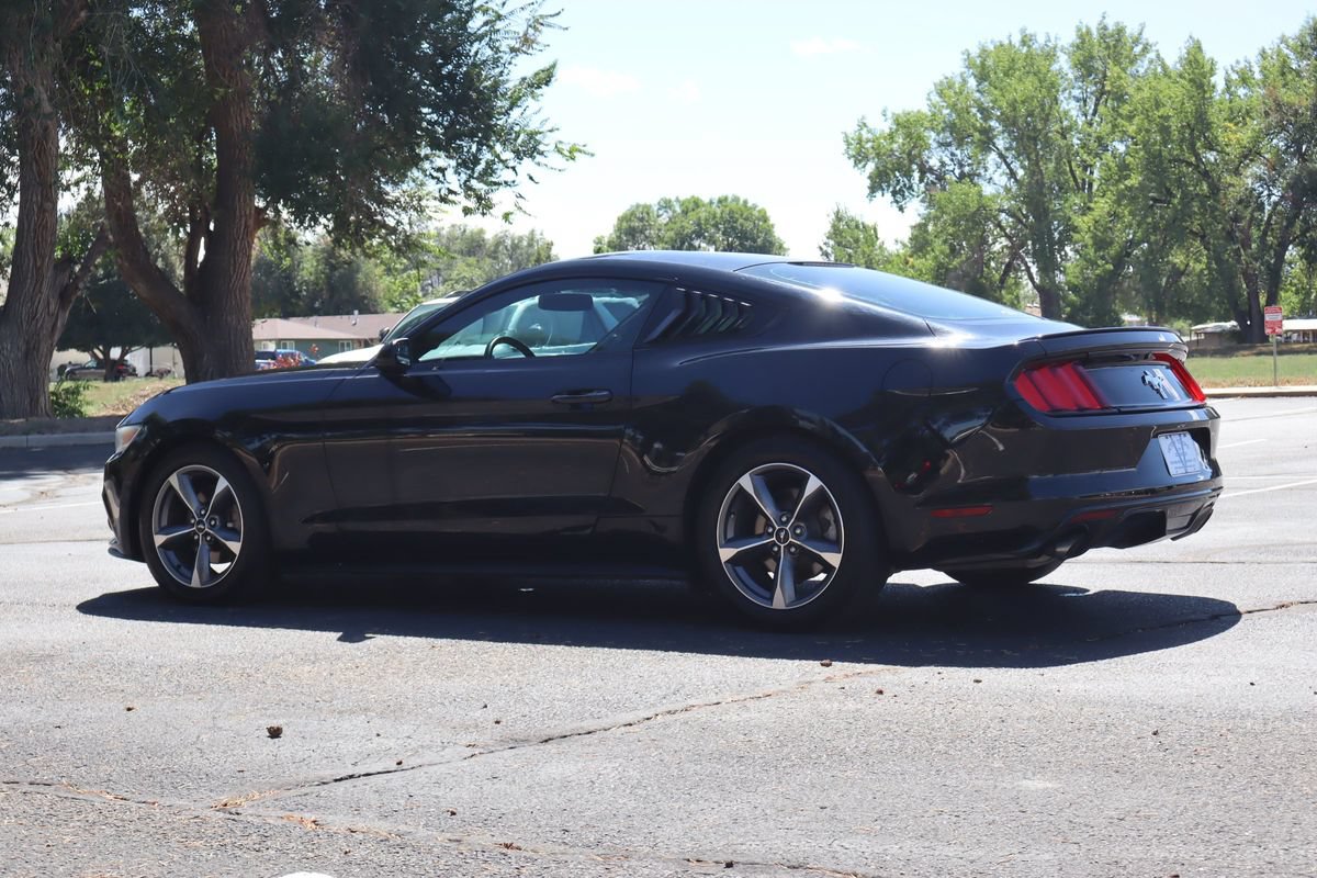 Used 2016 Ford Mustang Coupe w/ Equipment Group 051A RWD image 7