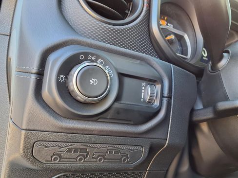 Certified 2025 Jeep Wrangler Unlimited Rubicon image 20