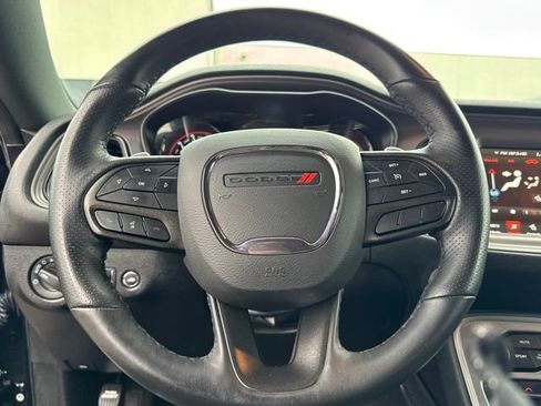 Used 2023 Dodge Challenger R/T w/ Blacktop Package image 18