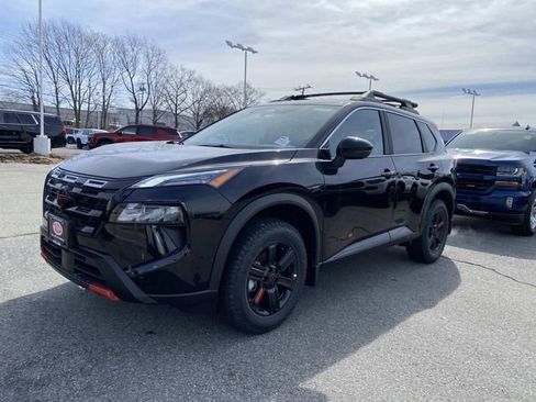 New 2026 Nissan Rogue SV AWD/4WD image 1