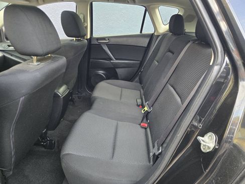 Used 2012 MAZDA MAZDA3 i Touring FWD image 8