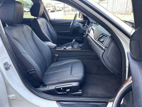 Used 2013 BMW 328i xDrive Sedan AWD/4WD image 28