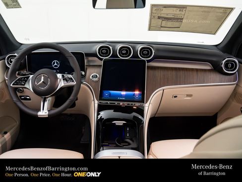 New 2026 Mercedes-Benz GLC 300 4MATIC image 11