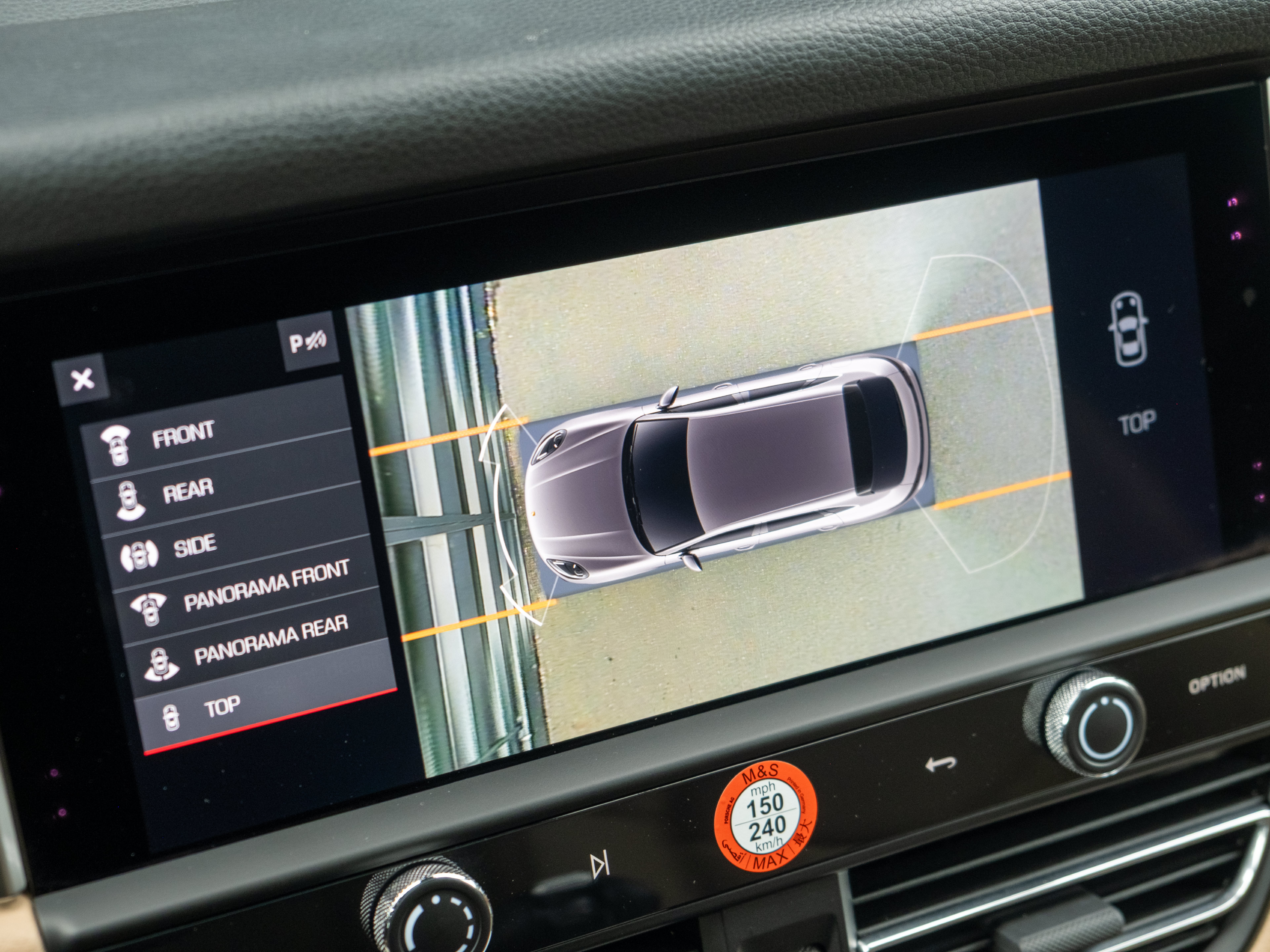 Certified 2023 Porsche Macan S AWD/4WD image 32