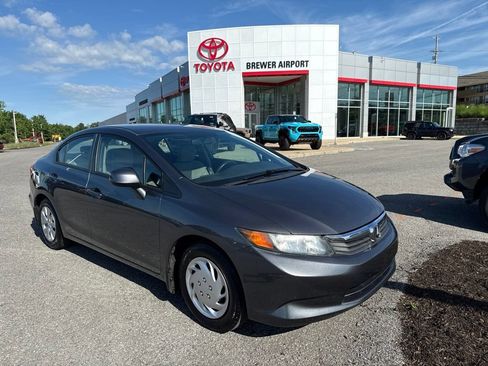 Used 2012 Honda Civic LX image 2