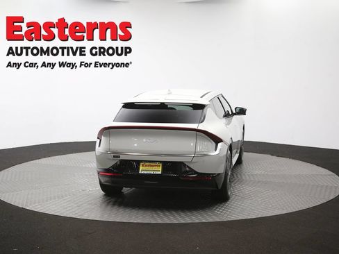 Used 2023 Kia EV6 Wind AWD/4WD image 41